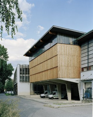 Továrna Megafyt ve Vraném nad Vltavou