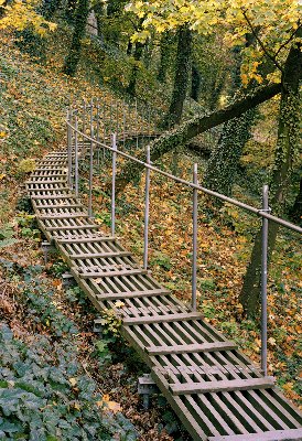 Cesta Jelením příkopem na Pražském hradě