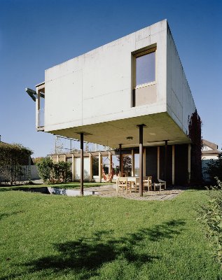 Rodinný dům M. ve Lhotě u Dolních Břežan