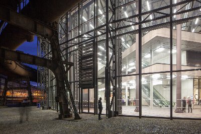 Konverze plynojemu v Národní kulturní památce v Dolní oblasti Vítkovice na multifunkční aulu GONG