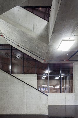 Konverze plynojemu v Národní kulturní památce v Dolní oblasti Vítkovice na multifunkční aulu GONG