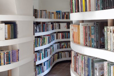 Knihkupectví Oliva, Klášter Dominikánů Praha 1